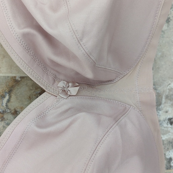 46D Nude Glamorise Bra Minimalist Simple Basic Neutral - Picture 3 of 11